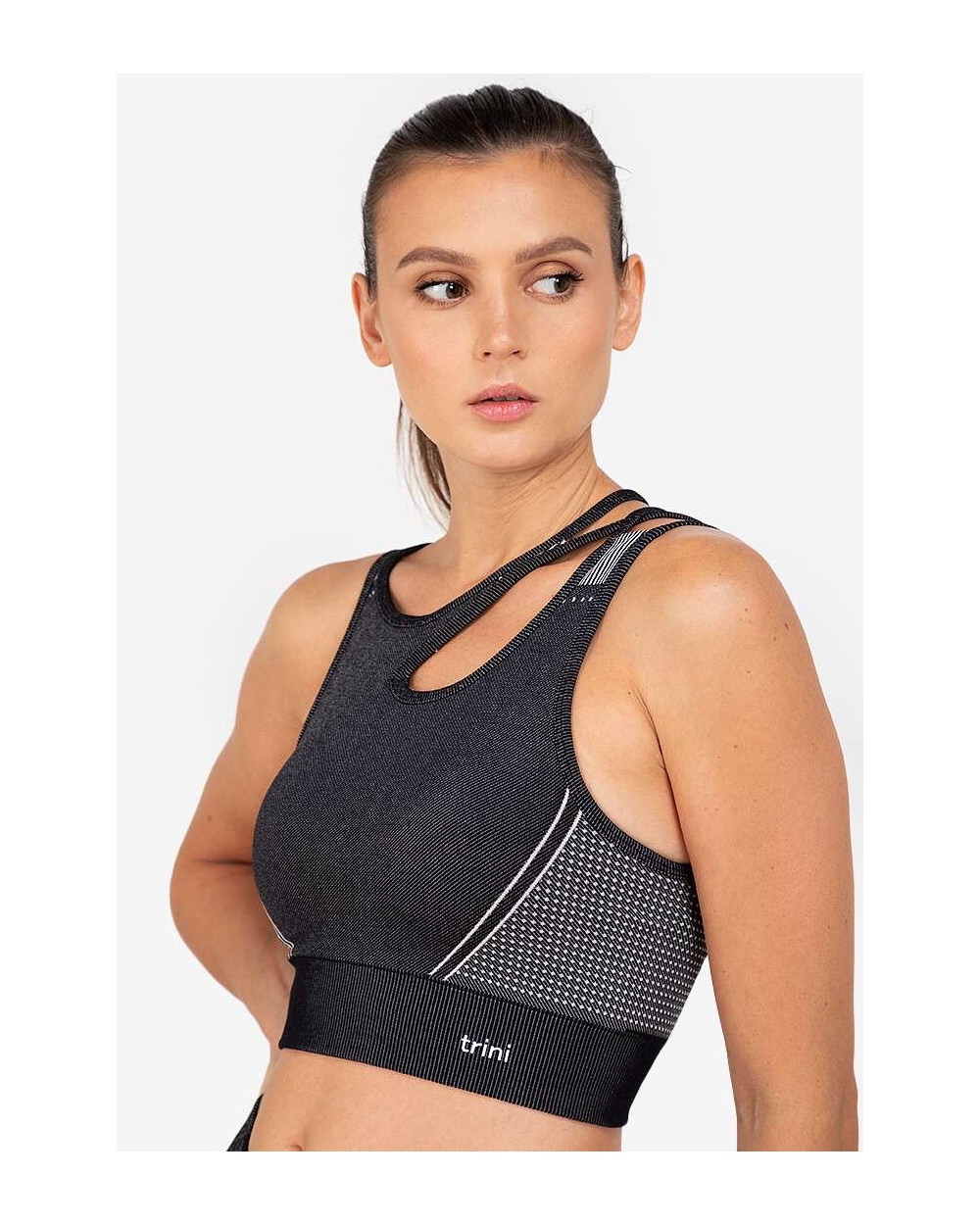 Ivy Sports Bra in Black